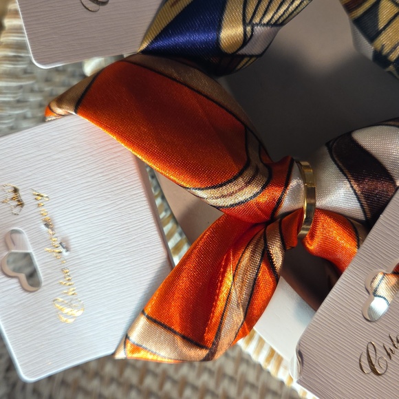 6 Silk Scarf Collection - Multicolor - Picture 5 of 7